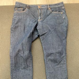 Loft dark denim, curvy skinny size 32/14
